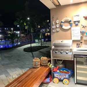 https://flat-trreo-oka-beach-residence.portodegalinhashotels.com